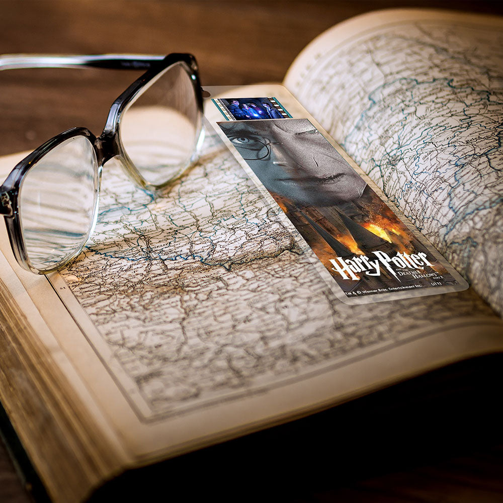 Harry Potter and the Deathly Hallows: Part 2 (Faces of Friends and Foes) FilmCells™ Bookmark USBM584