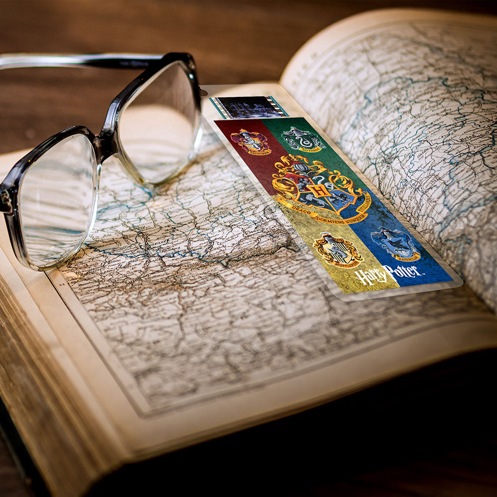Harry Potter (Hogwarts House Banners) FilmCells™ Bookmark USBM677