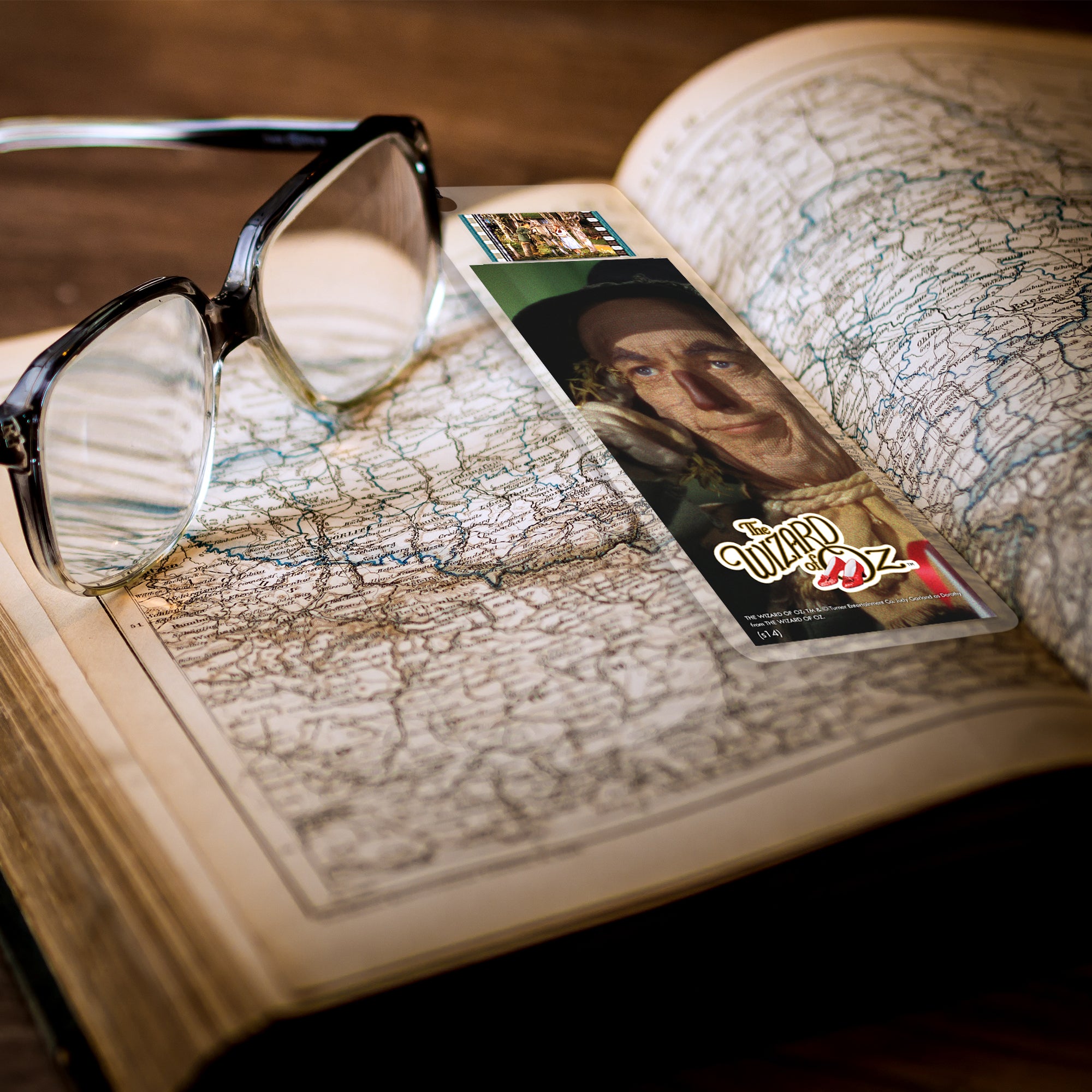 The Wizard of Oz (Scarecrow) FilmCells™ Bookmark USBM679