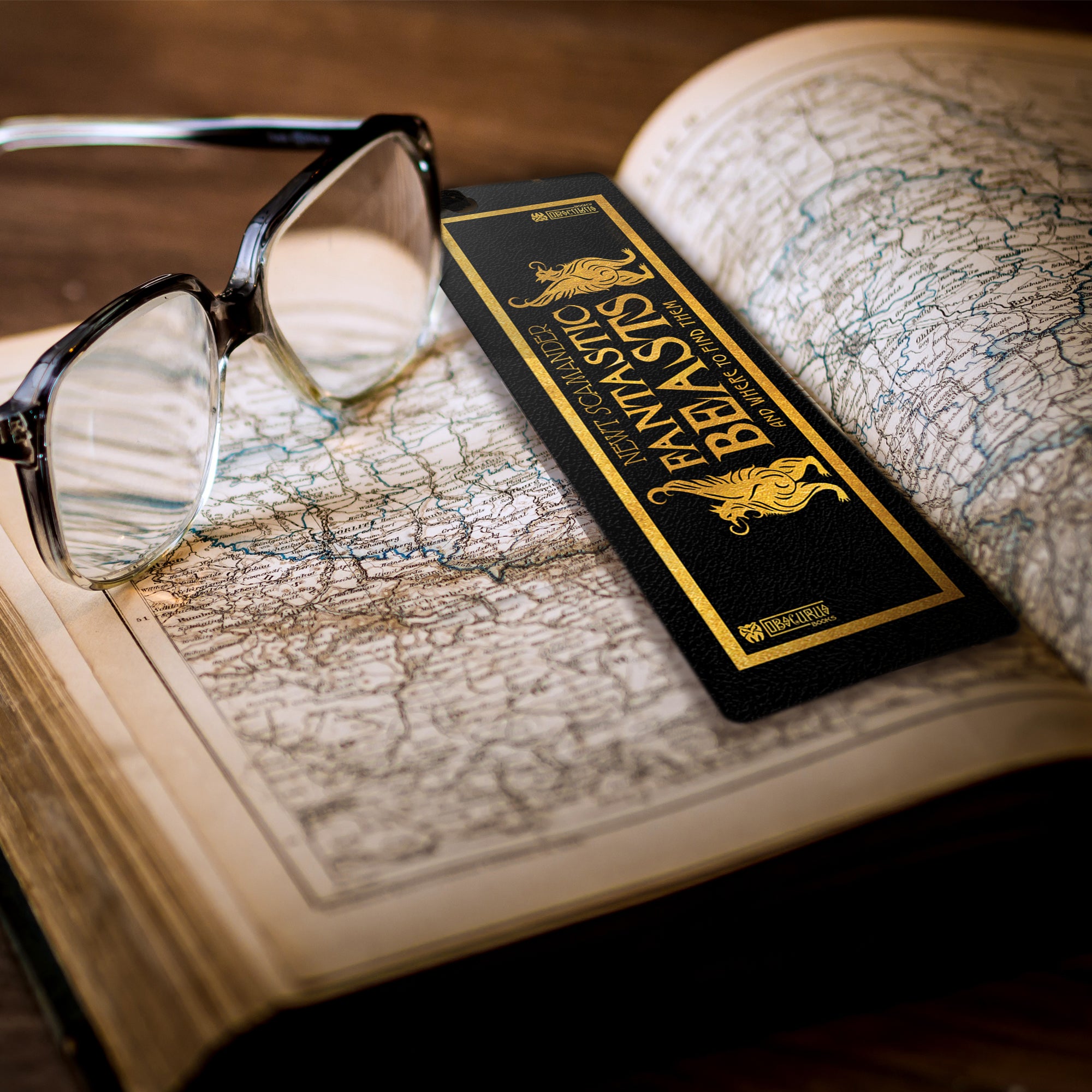 Fantastic Beasts: The Crimes of Grindelwald (Fantastic Book) Bookmark USBMP814