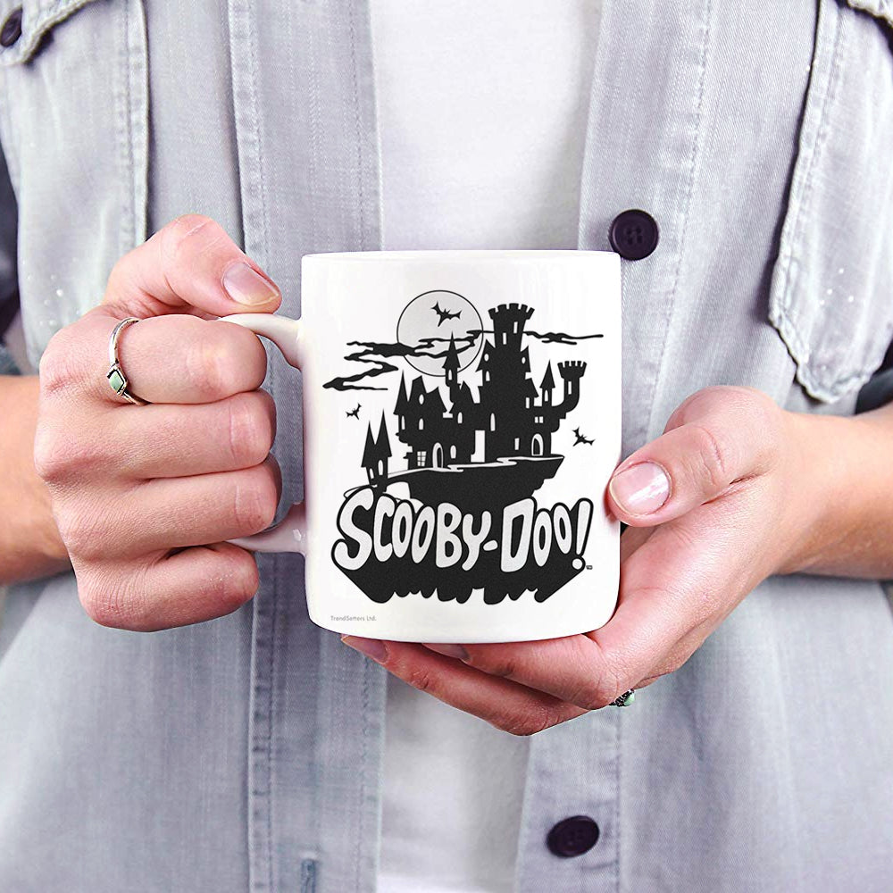 Scooby Doo (Spooky Mansion) 11 oz Ceramic Mug WMUG1077