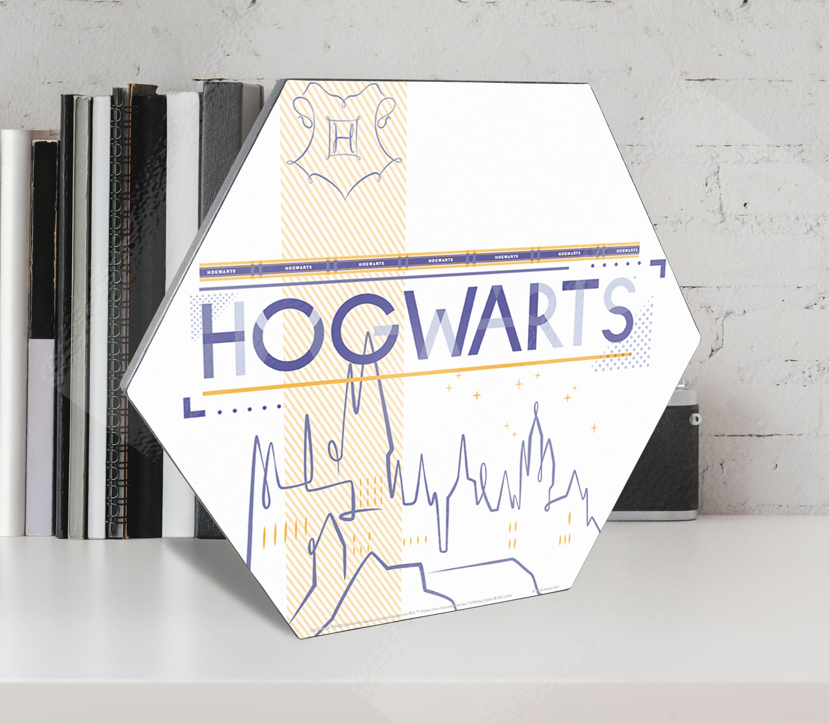 Harry Potter (Hogwarts Shield) KNEXAGON® Wood Print WPHEX0142HPSH