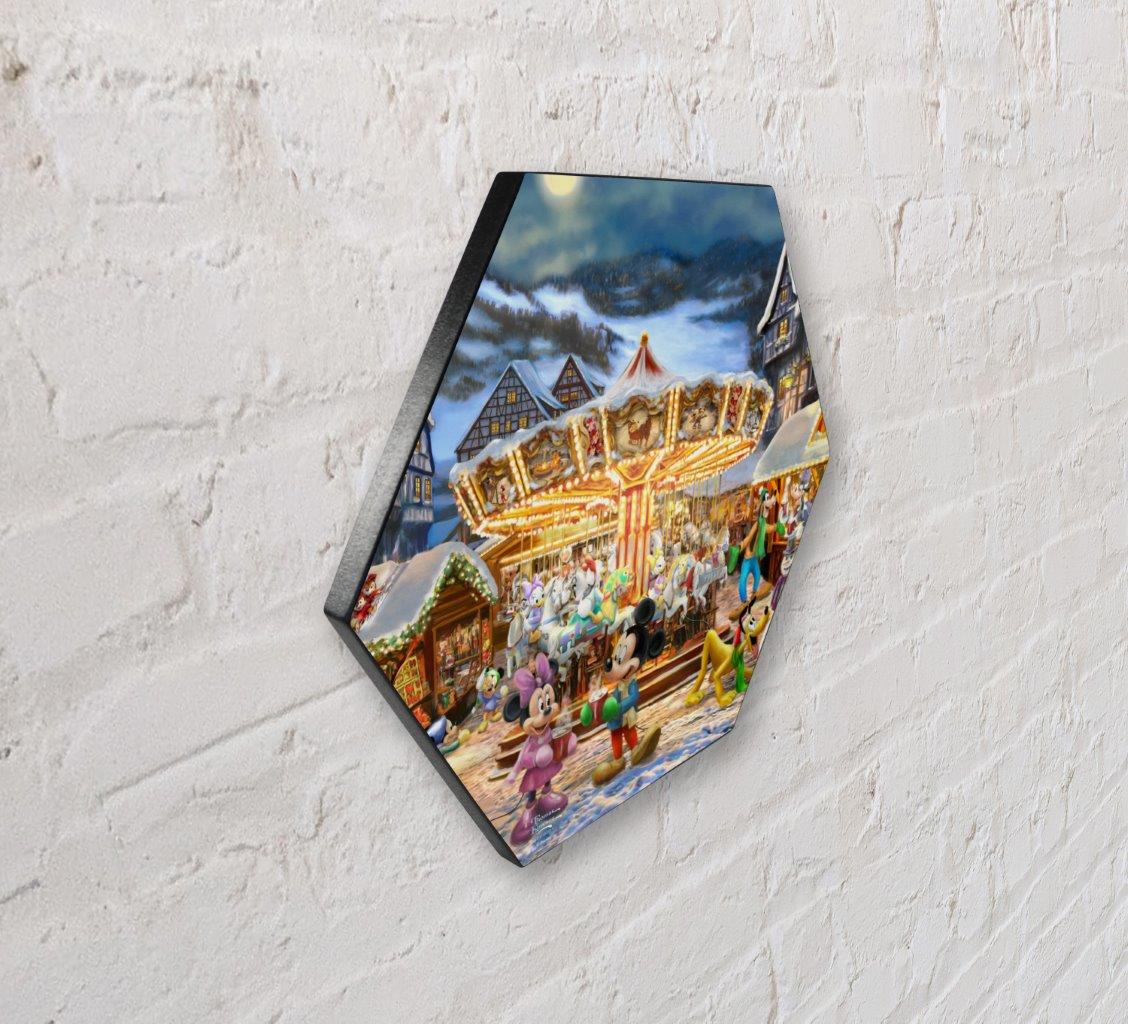 Disney (Mickey and Minnie Christmas Market) KNEXAGON™ Wood Print WPHEX0450