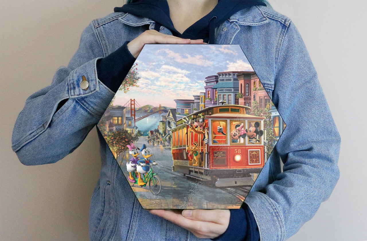 Disney (Mickey and Minnie in San Francisco) KNEXAGON® Wood Print WPHEX1357
