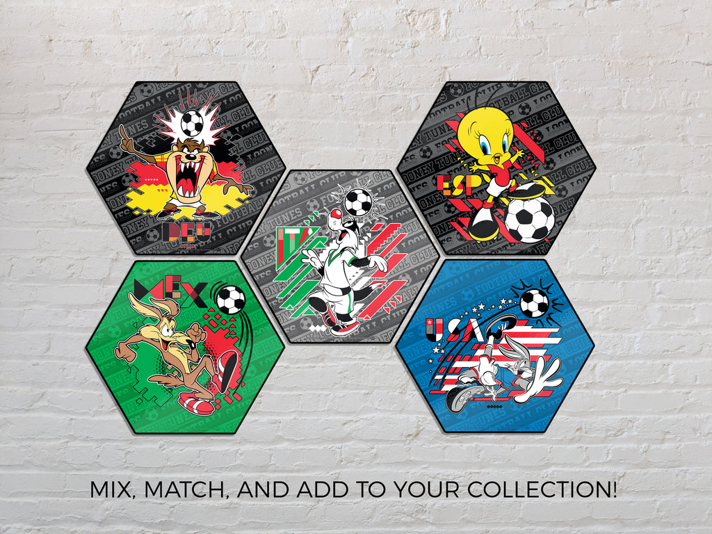 Looney Tunes (Team Italy Soccer - Sylvester) KNEXAGON® Wood Print WPHEX1704BOH
