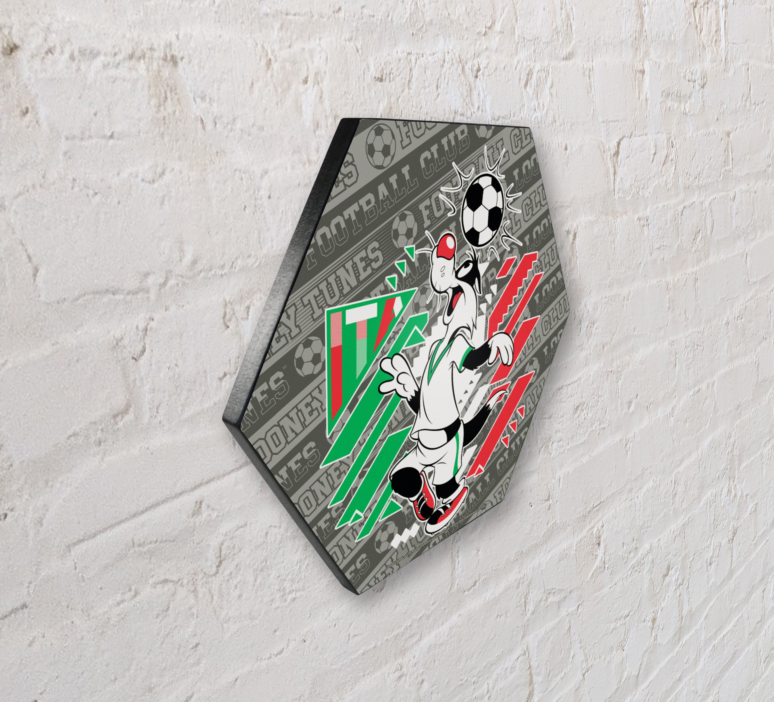 Looney Tunes (Team Italy Soccer - Sylvester) KNEXAGON® Wood Print WPHEX1704BOH