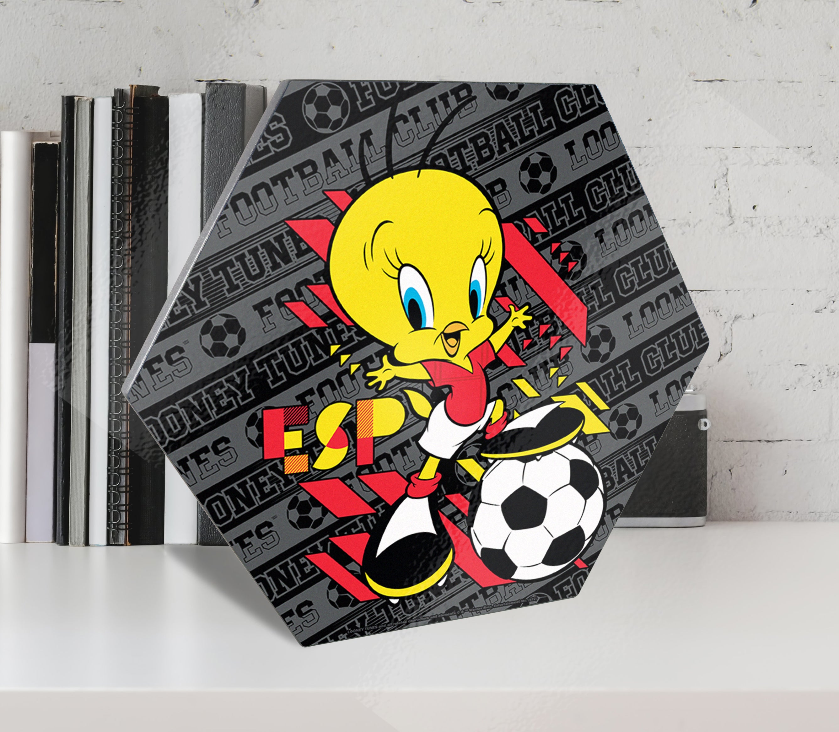 Looney Tunes (Team Spain Soccer - Tweety Bird) KNEXAGON® Wood Print WPHEX2841BOH