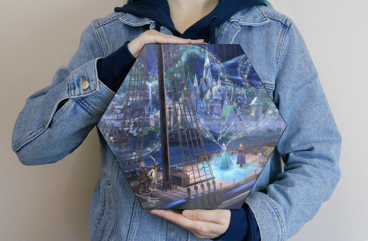 Disney (Frozen – Love and Magic) KNEXAGON™ Wood Print WPHEX4014