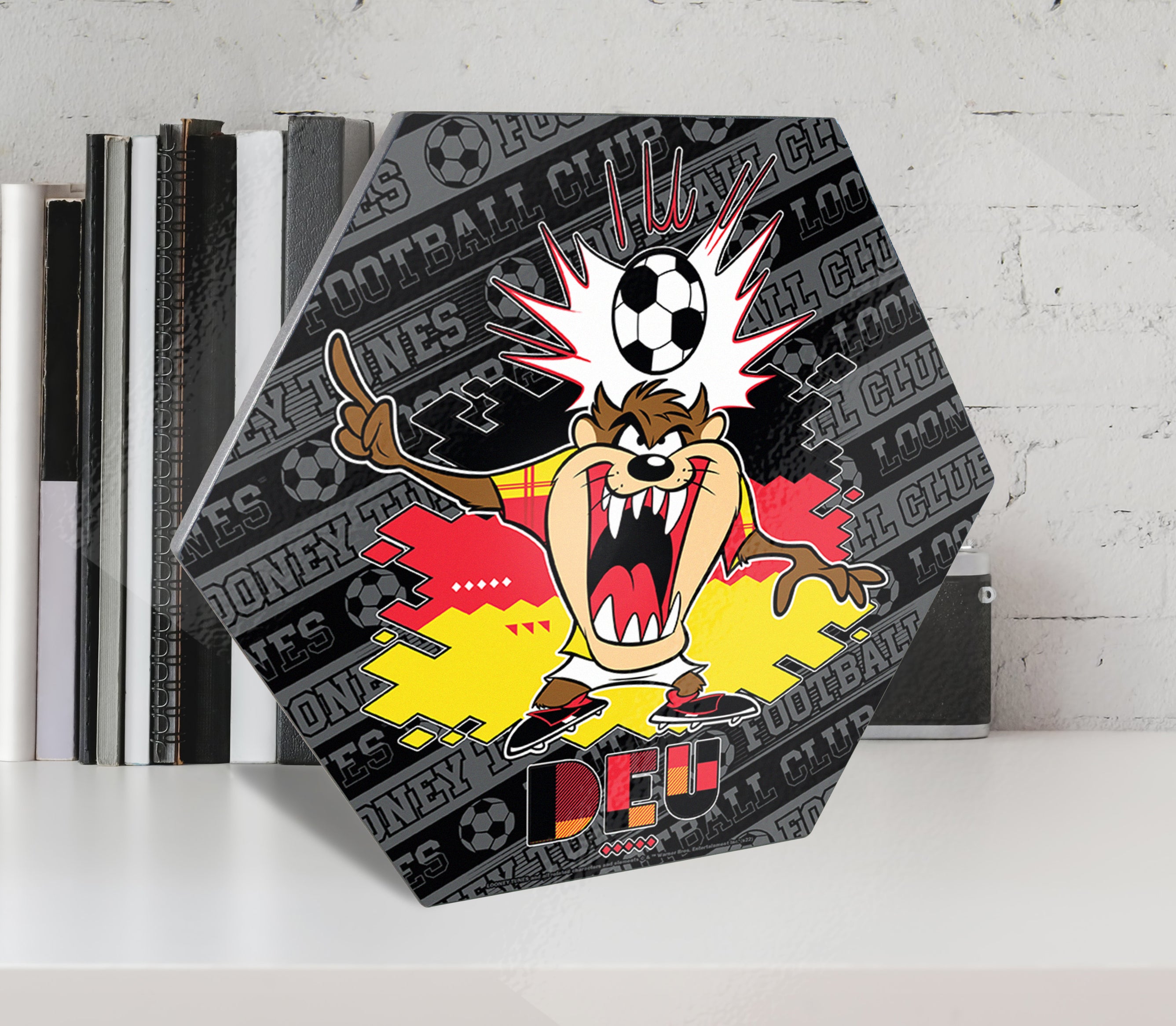 Looney Tunes (Team Germany Soccer - Taz) KNEXAGON® Wood Print WPHEX5798BOH