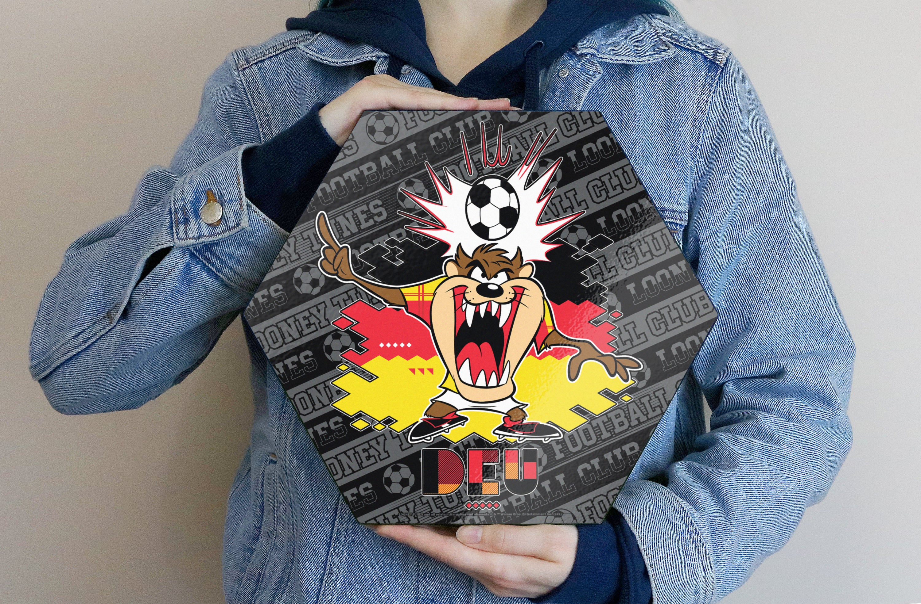 Looney Tunes (Team Germany Soccer - Taz) KNEXAGON® Wood Print WPHEX5798BOH