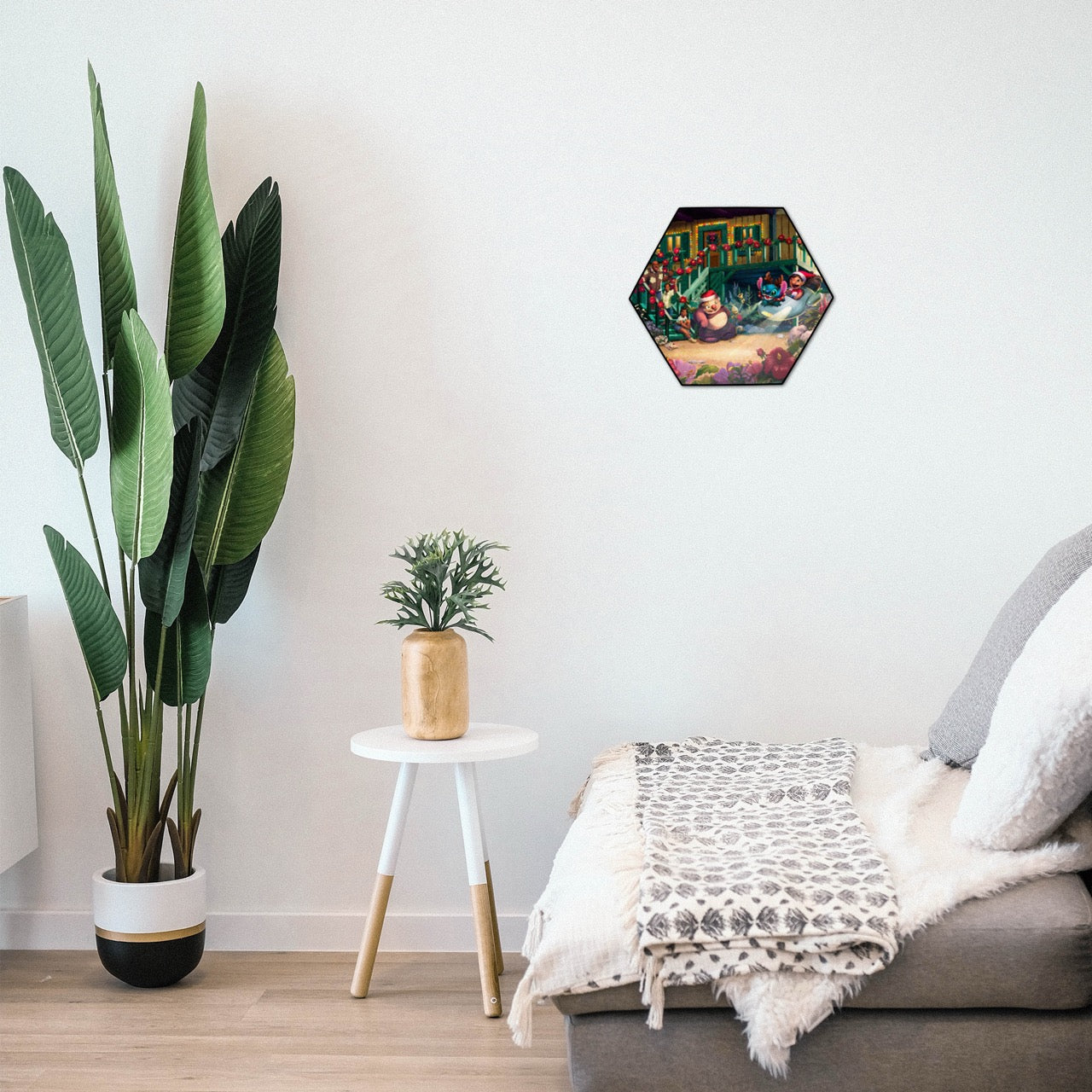 Disney (Lilo & Stitch – Aloha Christmas) KNEXAGON™ Wood Print WPHEX8530