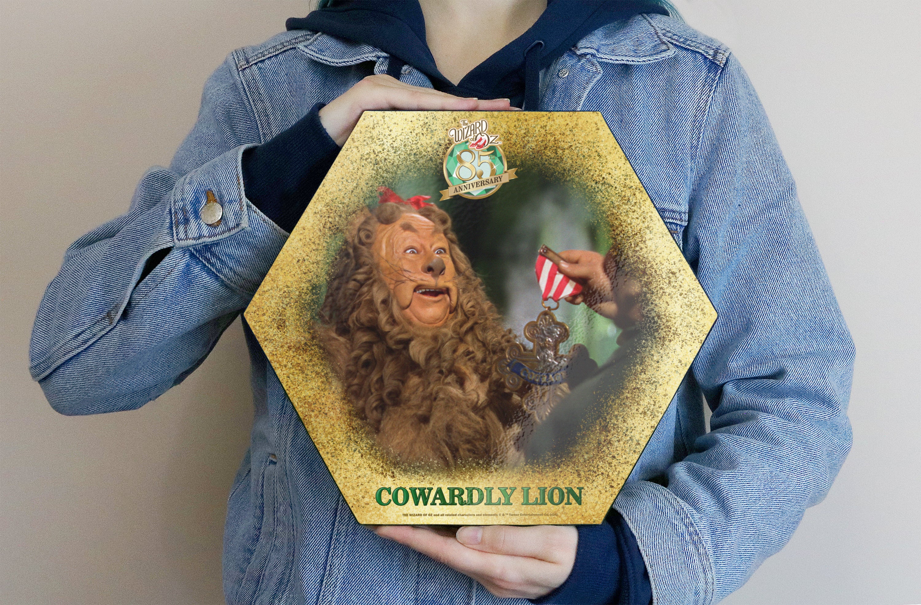 The Wizard of Oz (85th Anniversary - Cowardly Lion) KNEXAGON Wood Print WPHEX9783