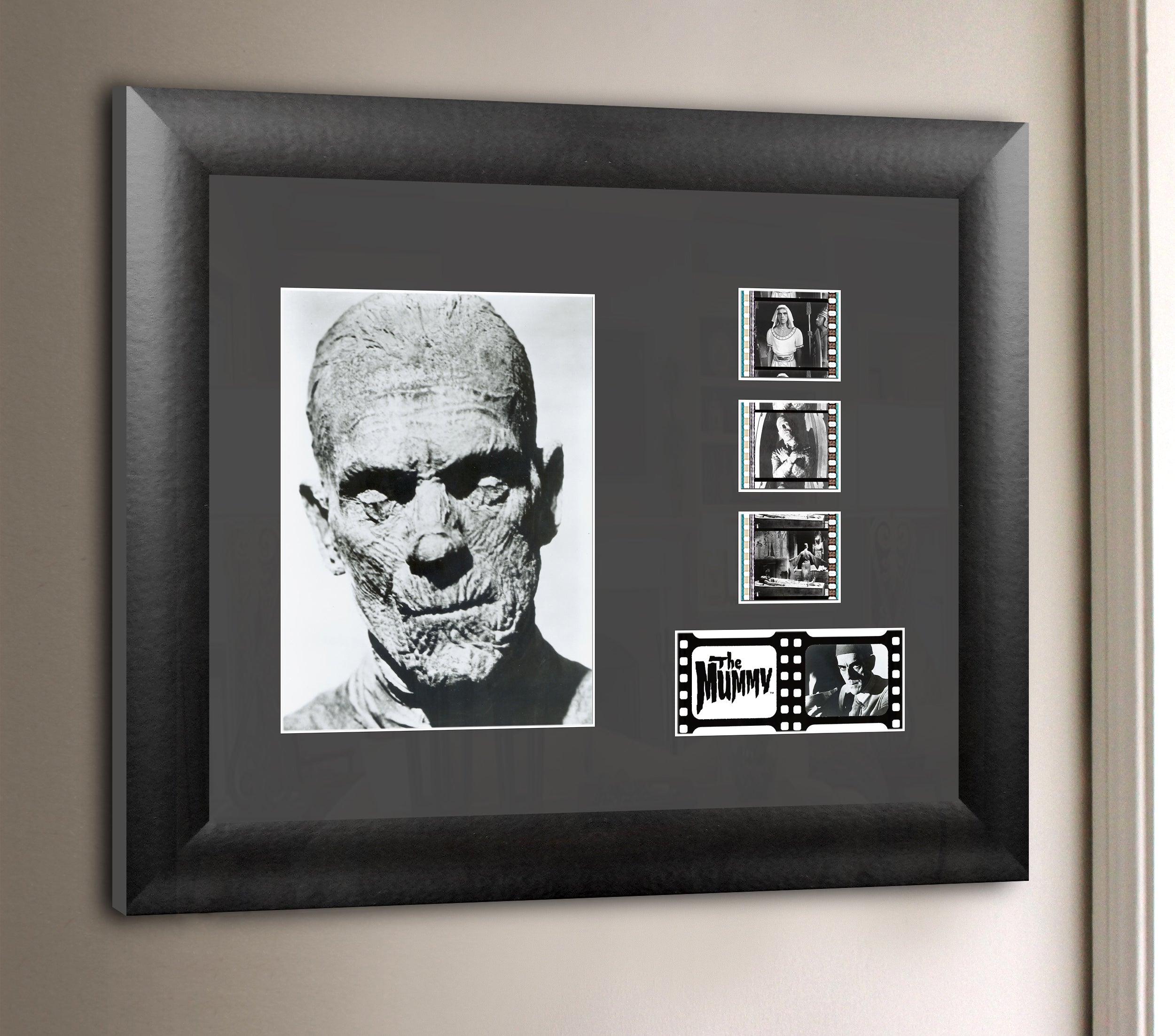 The Mummy (Boris Karloff - 1932) Limited Edition Double FilmCells Presentation USFC2423