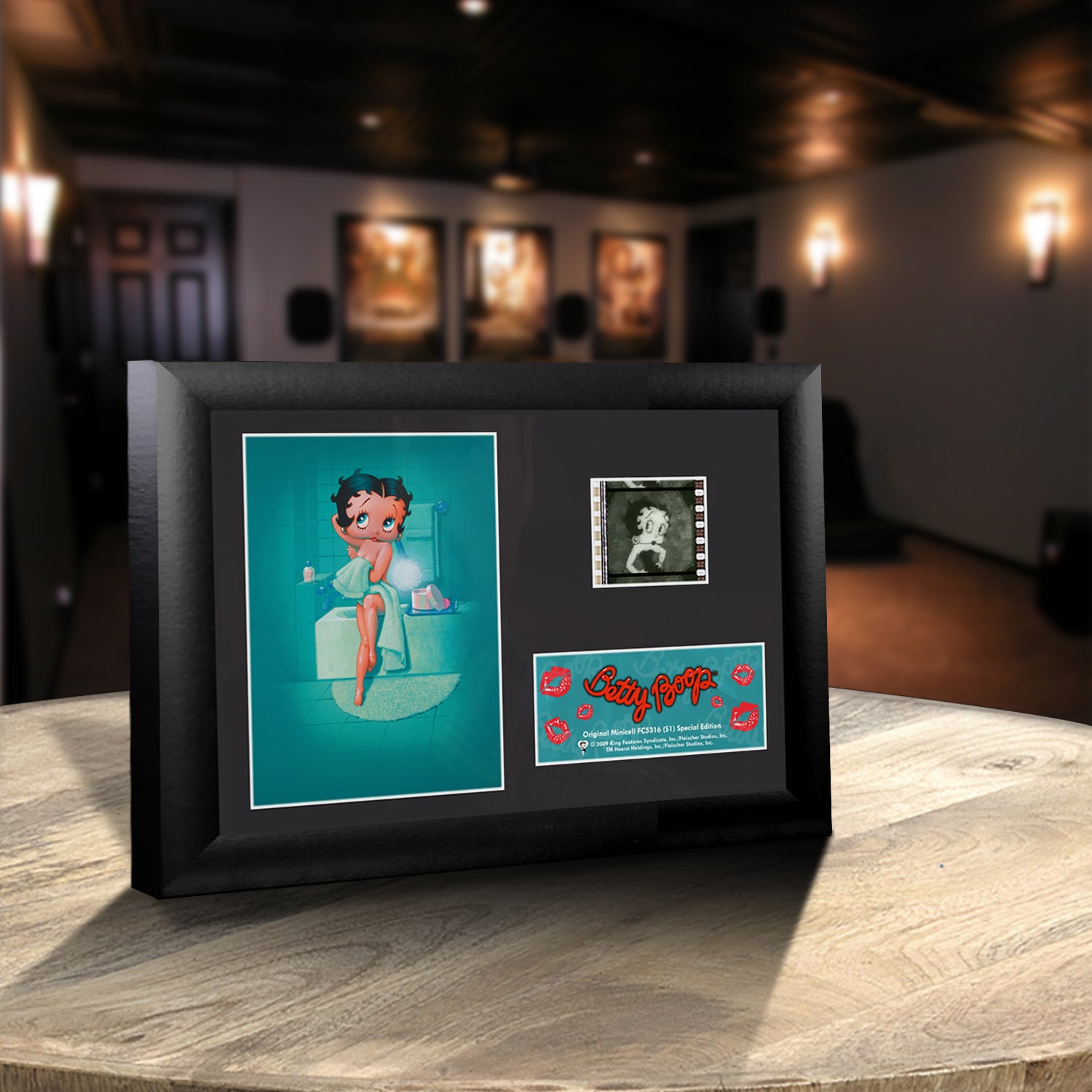 Betty Boop (Betty Out of the Bath) Minicell FilmCells Framed Desktop Presentation USFC5316