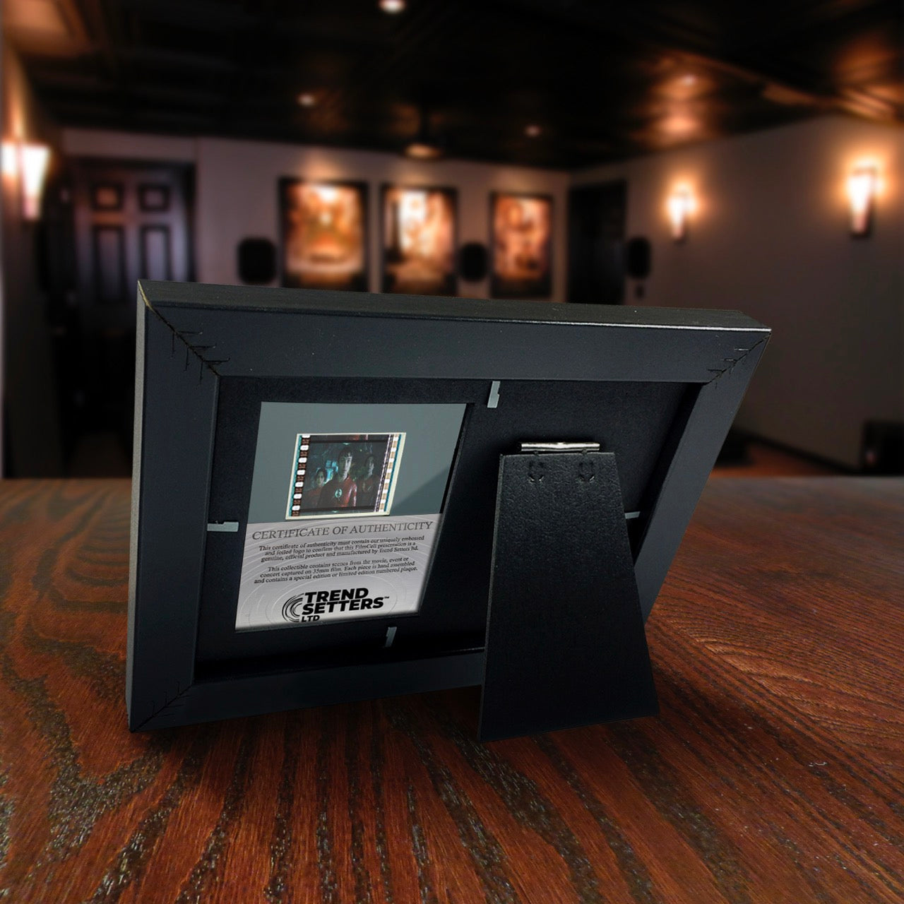 The Flash Movie (Justice League Logos) Minicell FilmCells Framed Desktop Presentation USFC6537