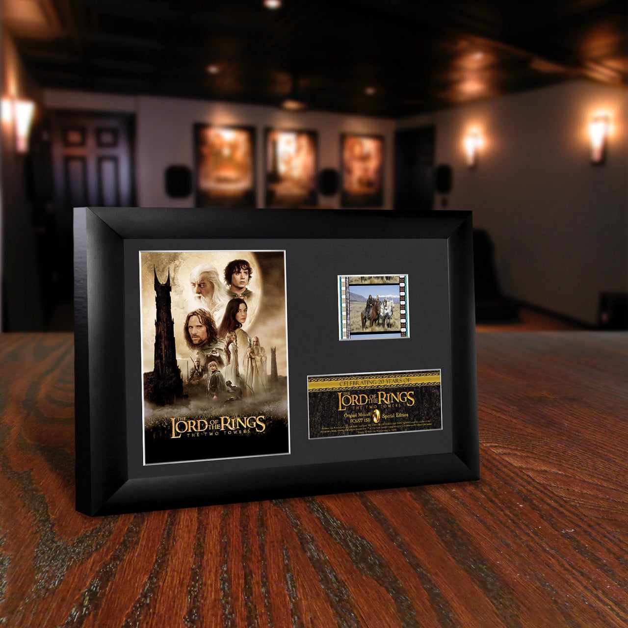 Lord of the Rings: The Two Towers (20th Anniversary) Minicell FilmCells Framed Desktop Presentation USFC6577