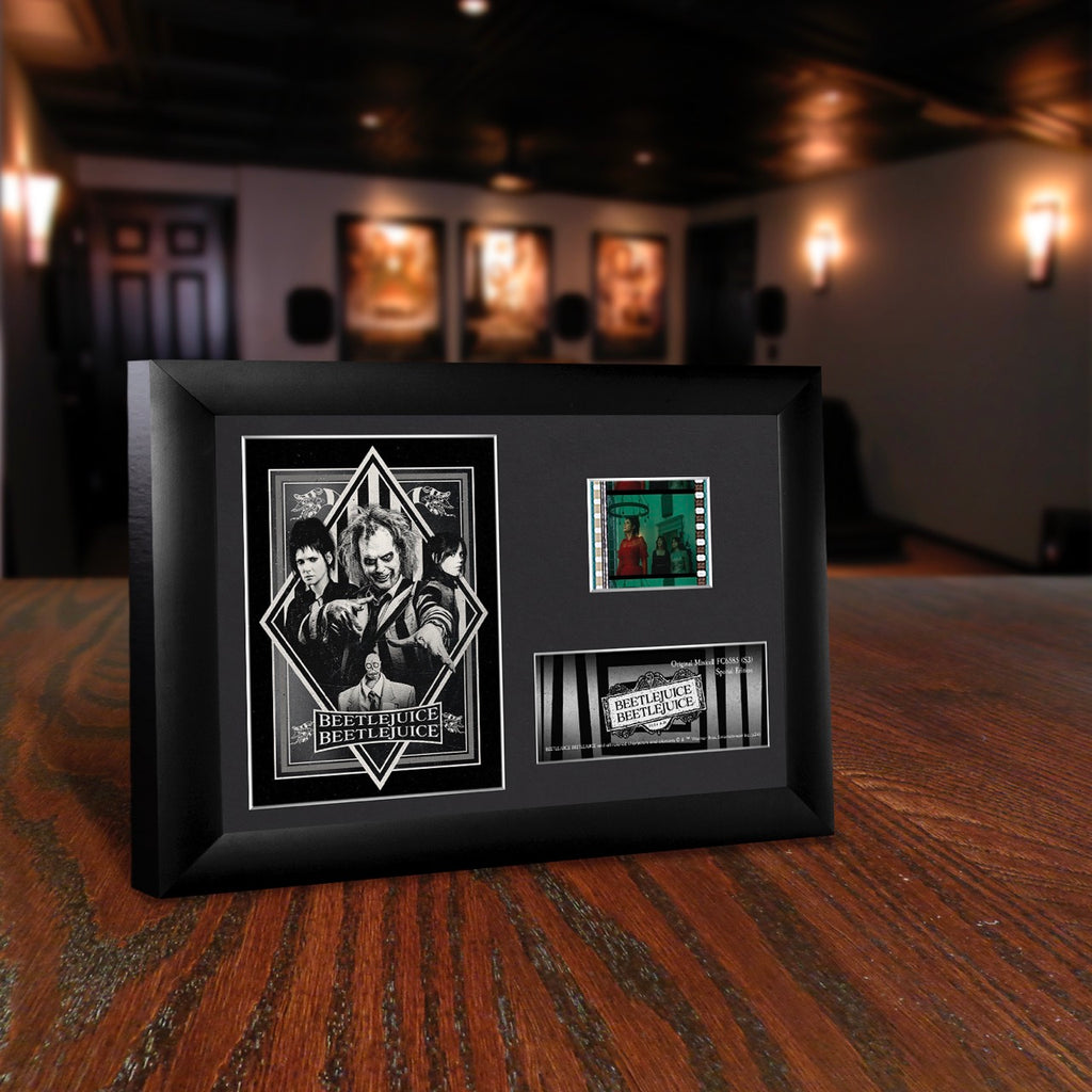 Beetlejuice Beetlejuice (S3) Minicell FilmCells Framed Desktop Presentation USFC6585